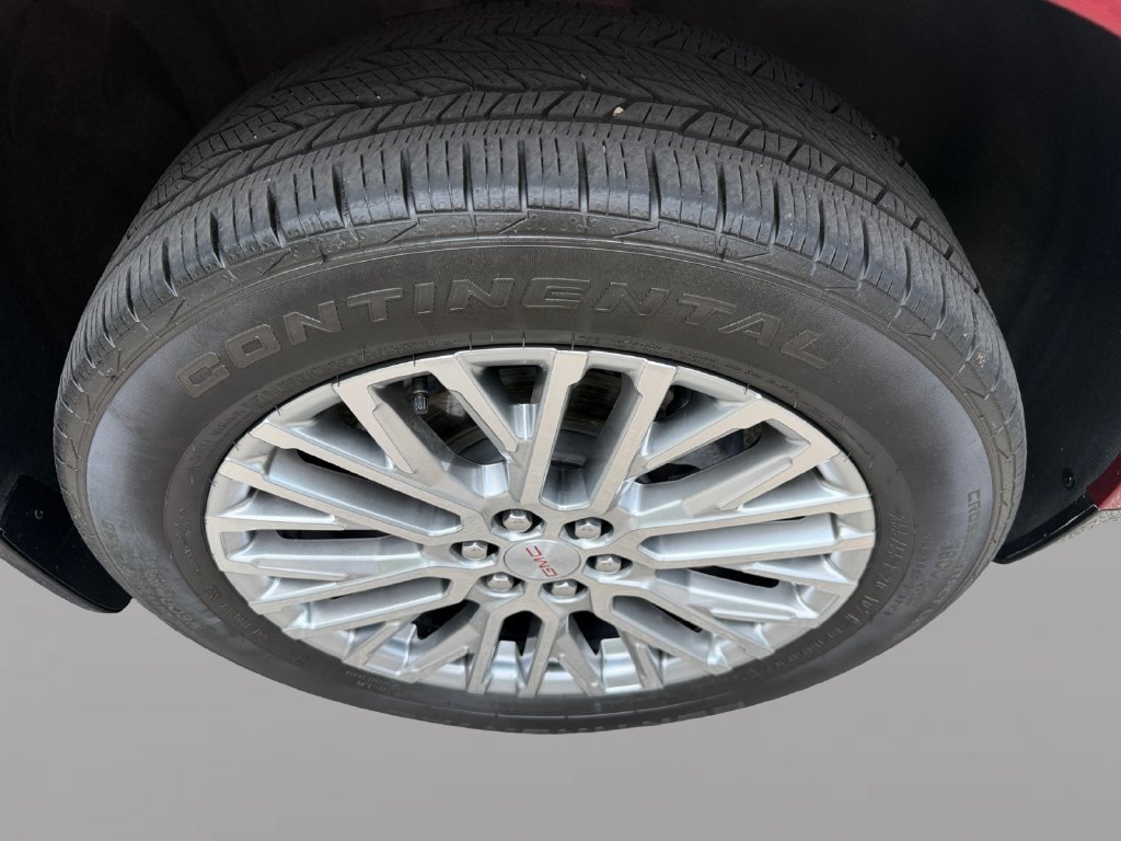 Used 2024 GMC Acadia Denali FWD image 9