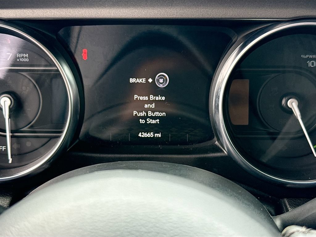 Used 2023 Jeep Wrangler Unlimited w/ Cold Weather Group AWD/4WD image 13