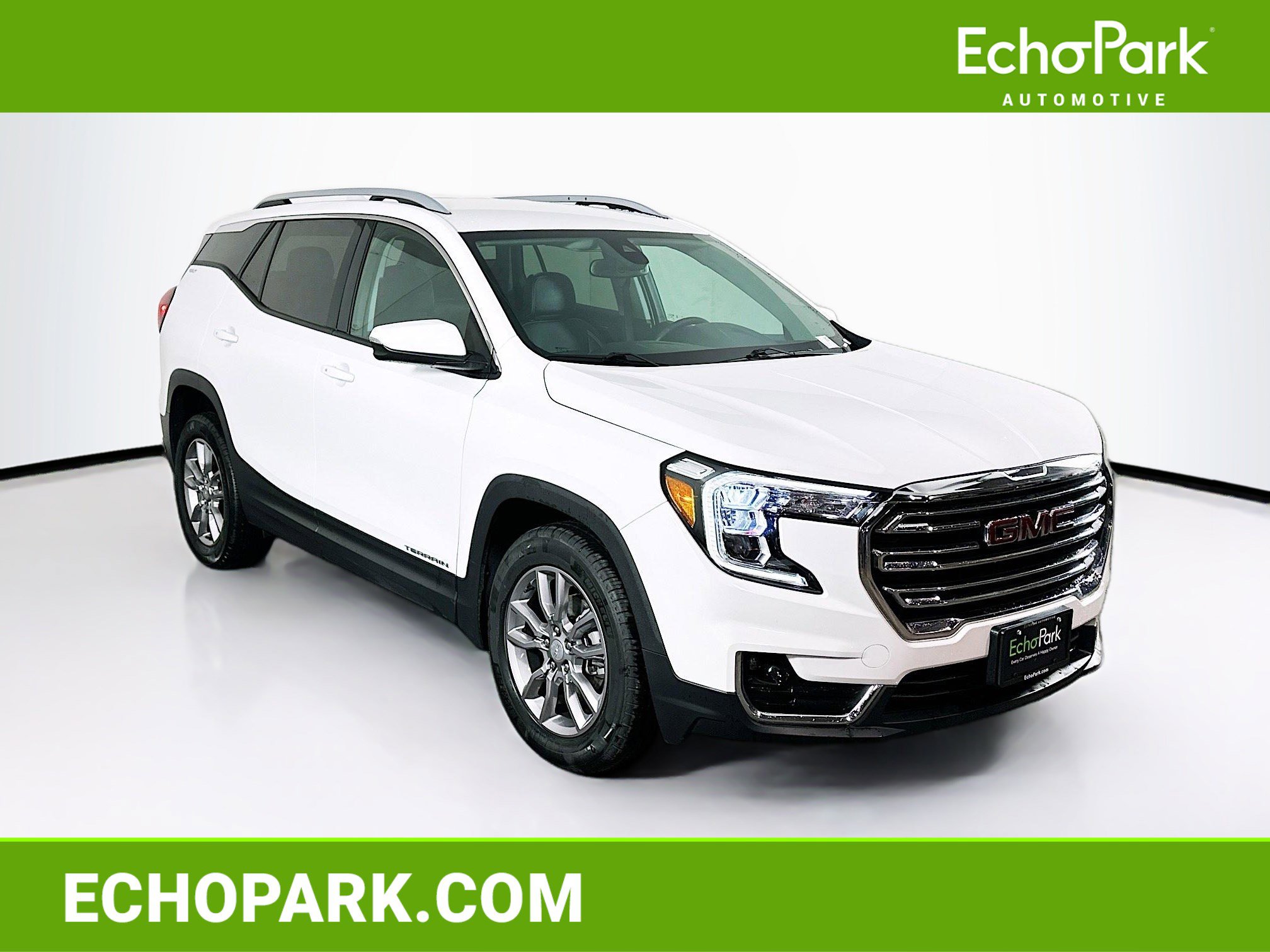 Used 2024 GMC Terrain SLT