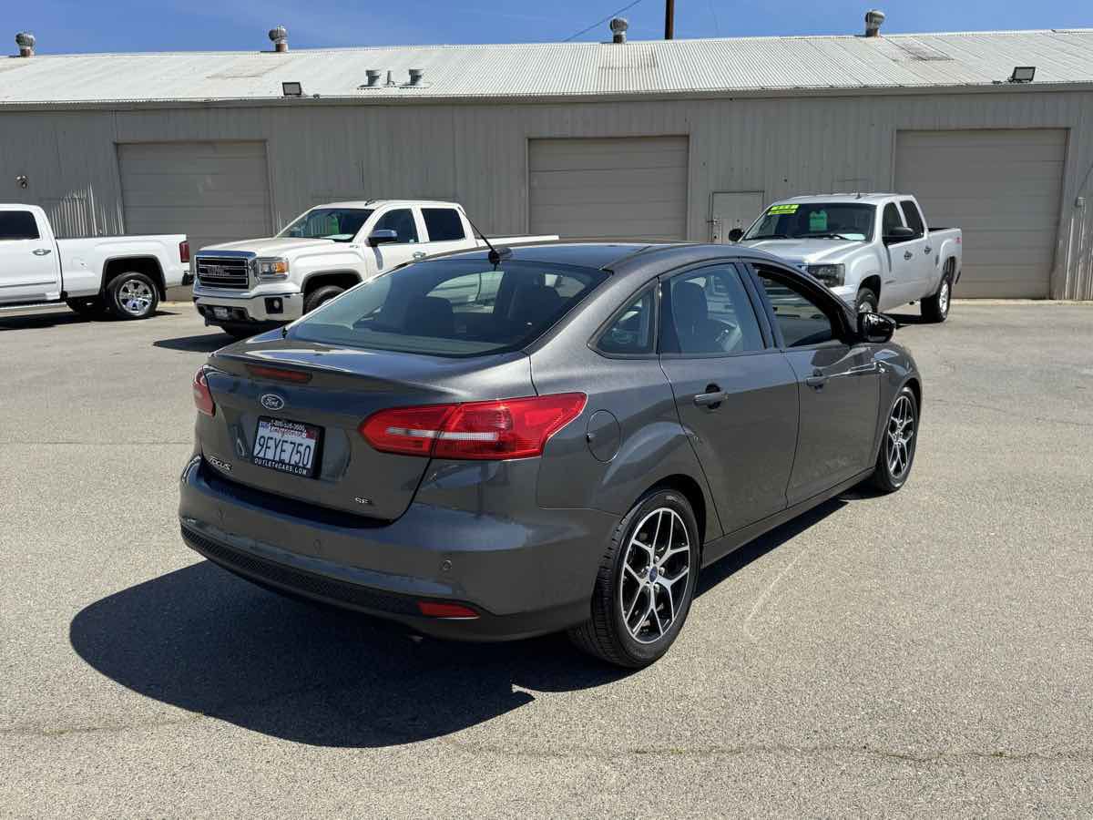 Used 2018 Ford Focus SEL image 10