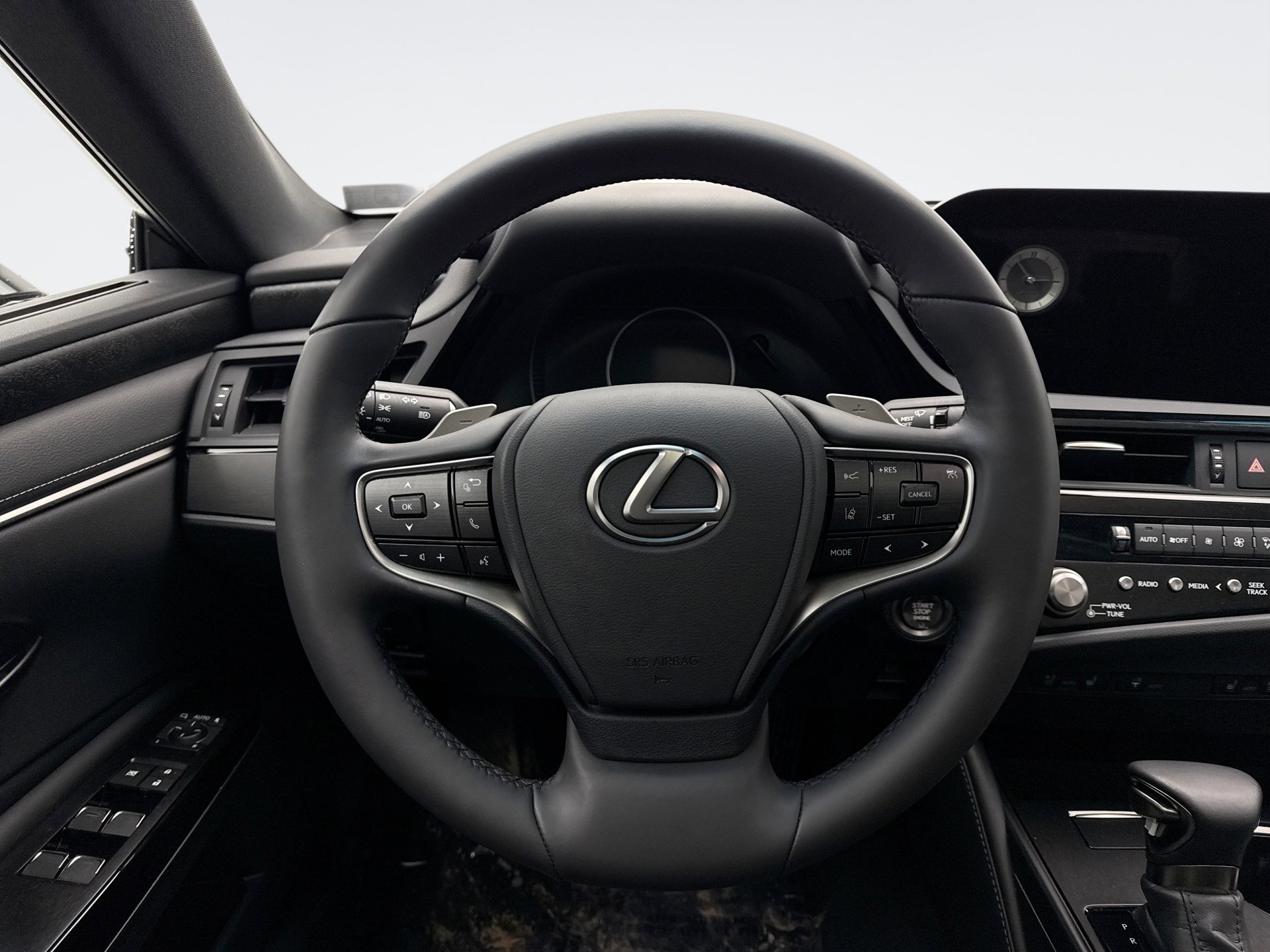 Used 2023 Lexus ES 350 w/ Premium Package image 12