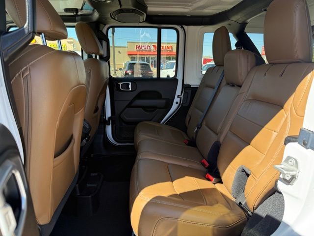 Used 2020 Jeep Wrangler Unlimited Sahara image 18