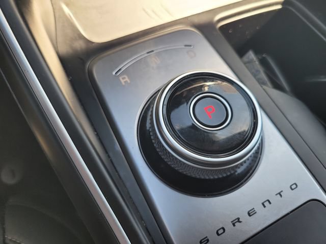 Used 2023 Kia Sorento EX AWD/4WD image 18
