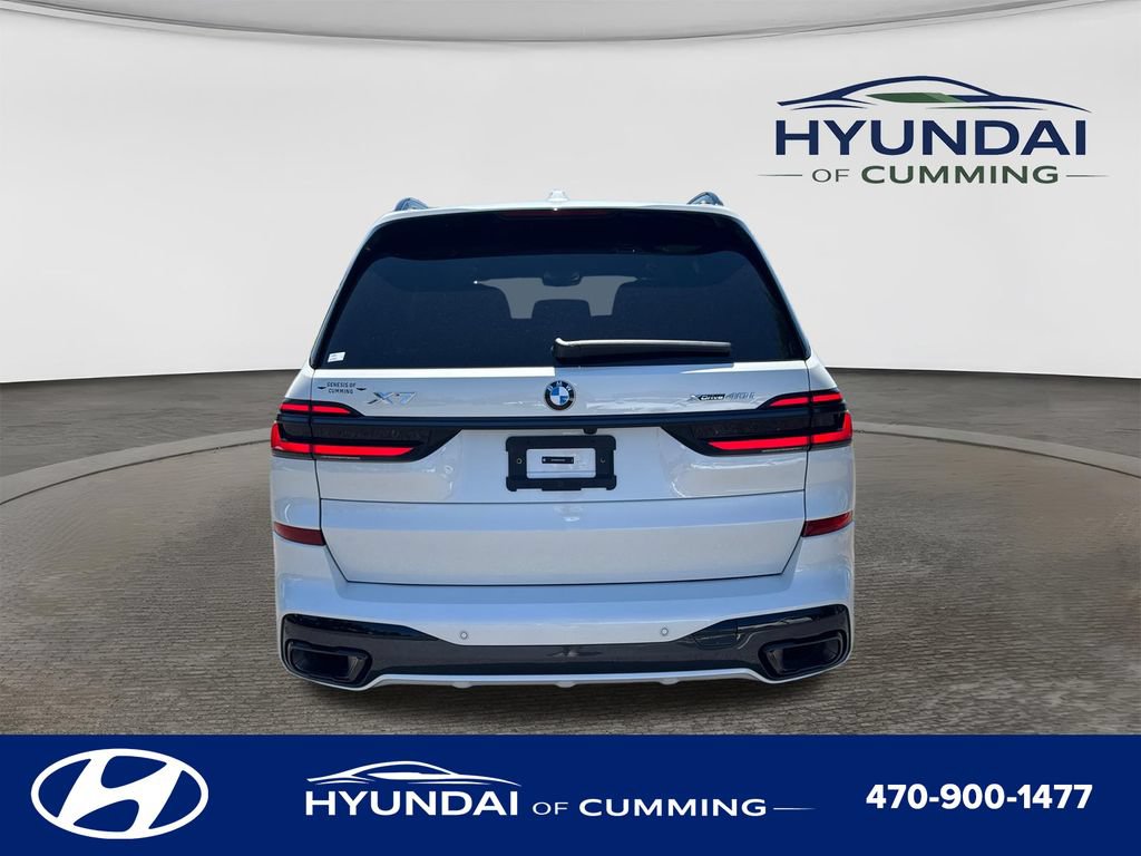 Used 2026 BMW X7 xDrive40i w/ M Sport Package AWD/4WD image 7