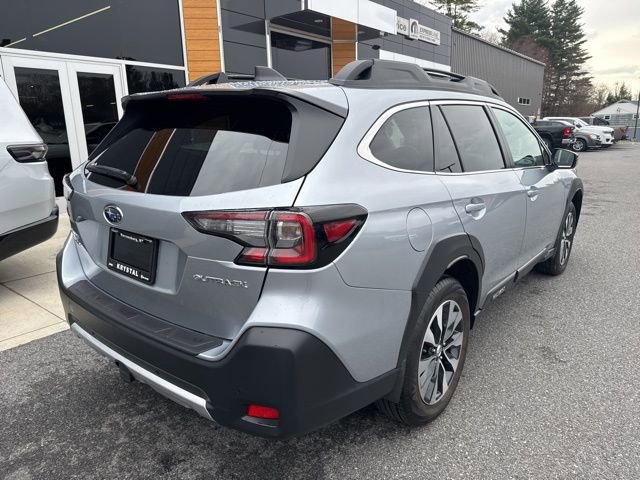Used 2025 Subaru Outback Limited AWD/4WD image 6