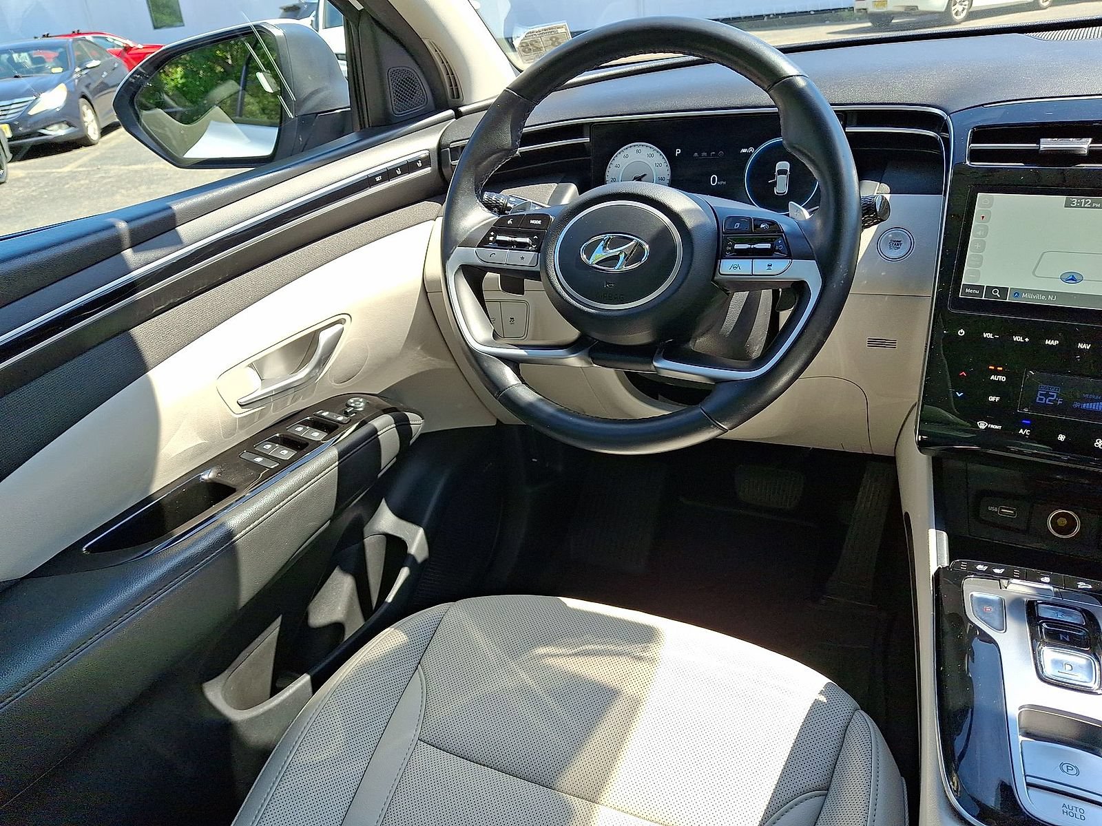 Certified 2024 Hyundai Tucson Limited AWD/4WD image 15