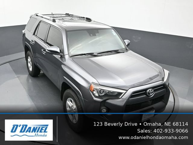 Used 2022 Toyota 4Runner SR5 Premium w/ Moonroof Package AWD/4WD image 20