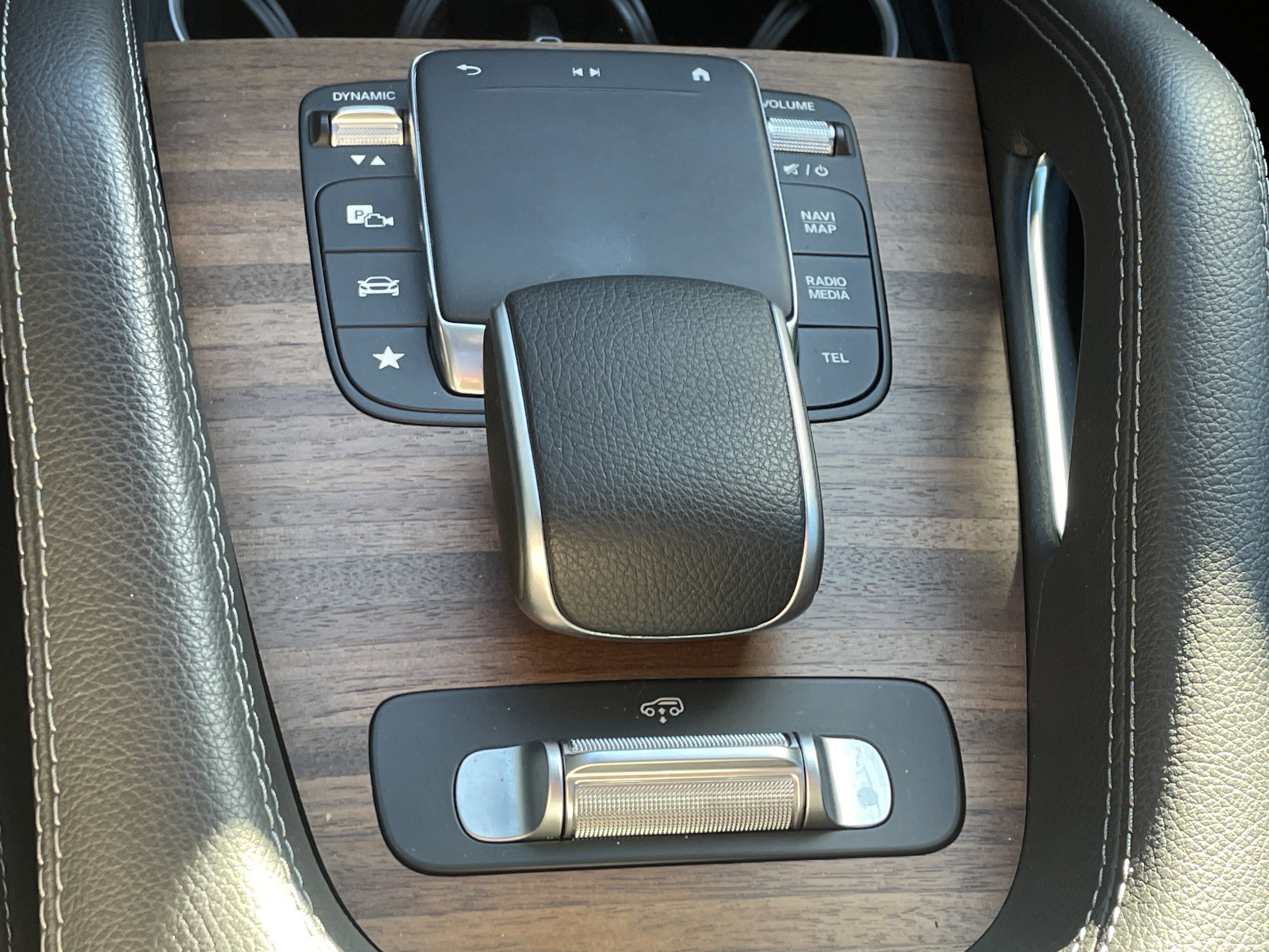 Certified 2023 Mercedes-Benz GLS 580 4MATIC image 36