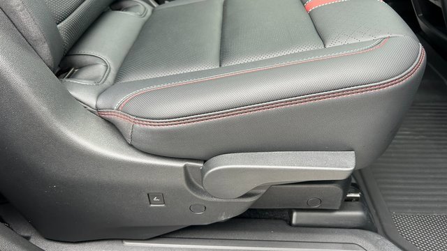 Certified 2024 Chevrolet Traverse RS w/ LPO, Floor Liner Package image 54