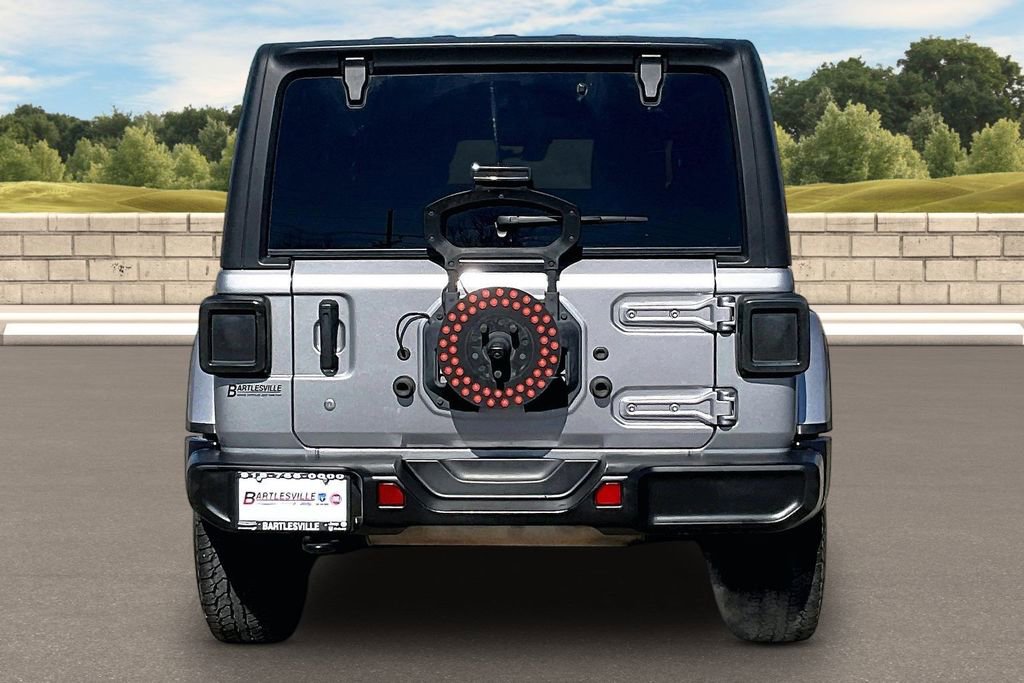 Used 2020 Jeep Wrangler Unlimited Sahara image 4