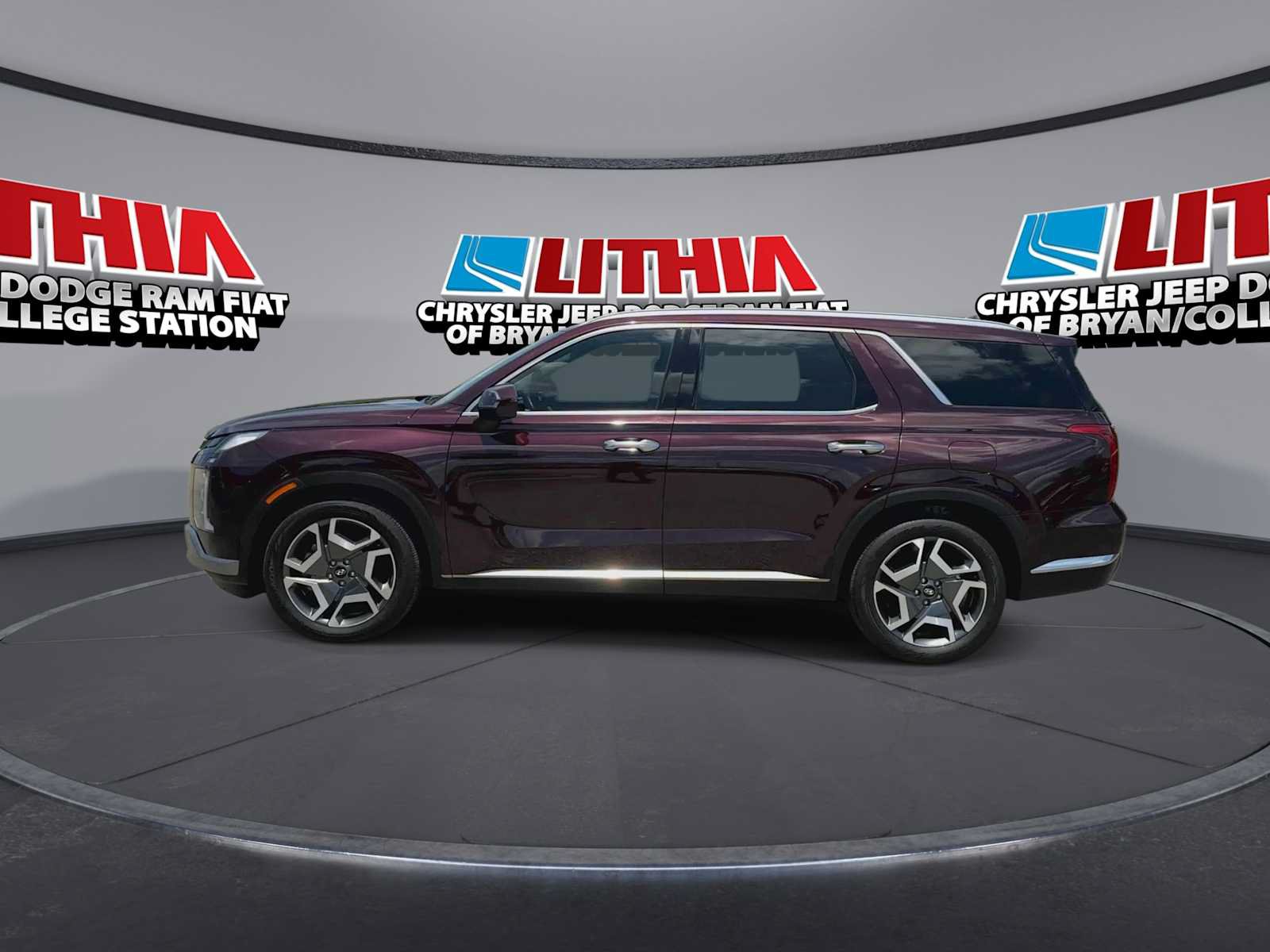 Used 2023 Hyundai Palisade Limited FWD image 5