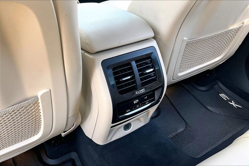 Used 2019 BMW X3 xDrive30i w/ Premium Package AWD/4WD image 10