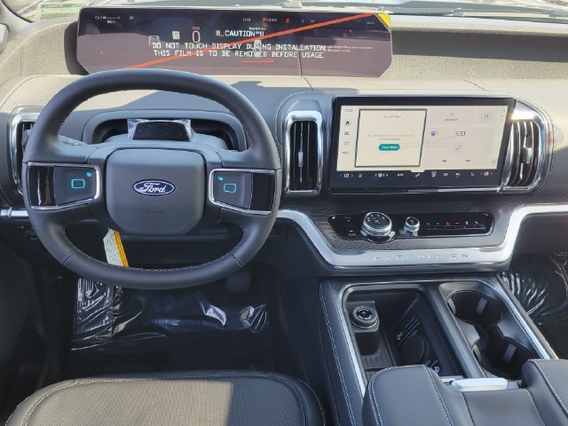 New 2027 Ford Expedition Platinum w/ Stealth Performance Package AWD/4WD image 4