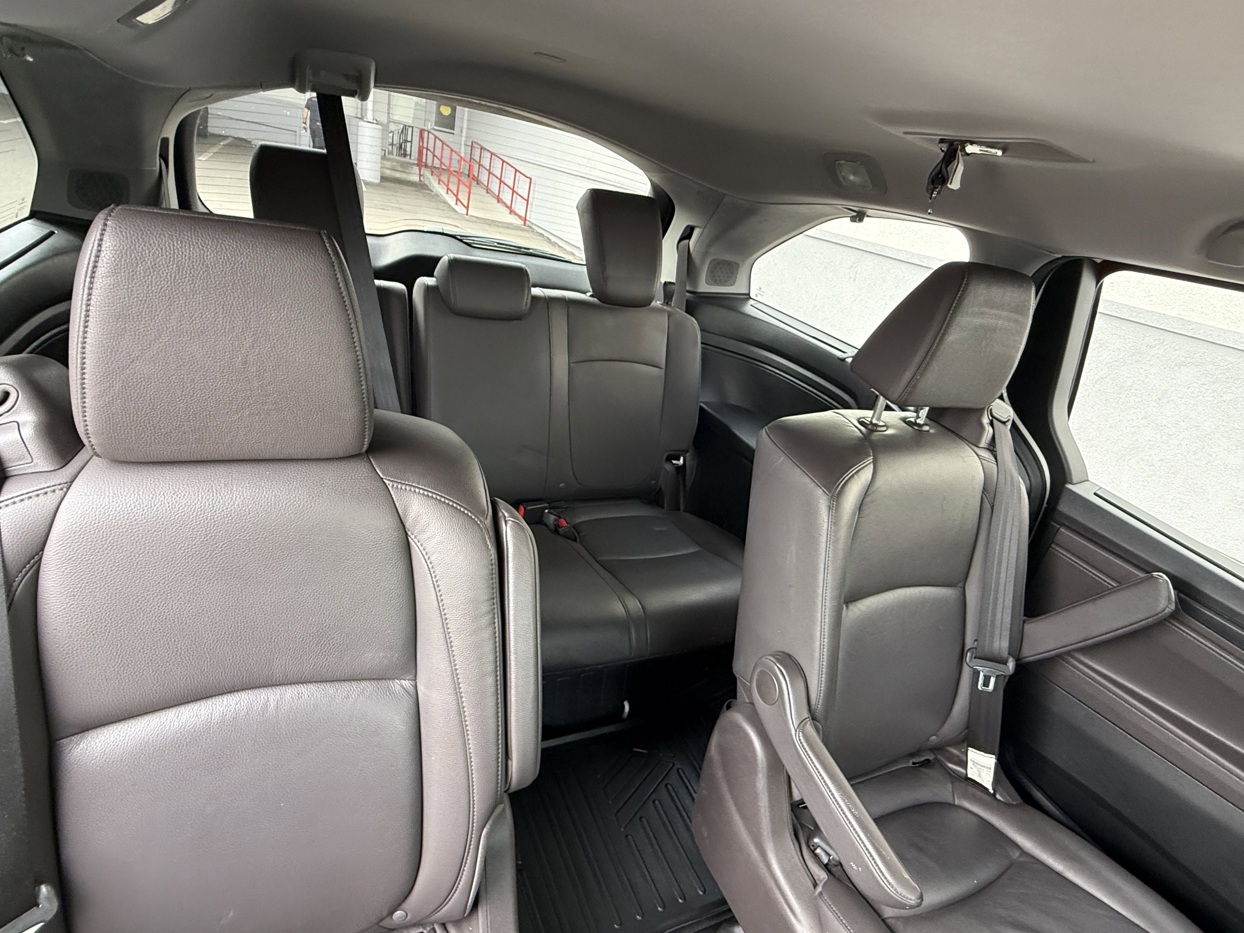 Used 2018 Honda Odyssey Elite image 10
