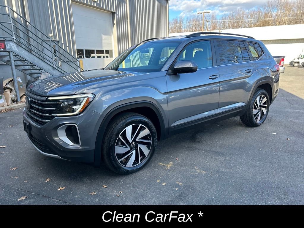 Used 2025 Volkswagen Atlas SE image 7