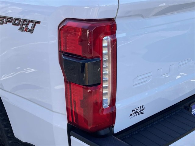 Used 2024 Ford F350 Lariat w/ Lariat Ultimate Package image 10