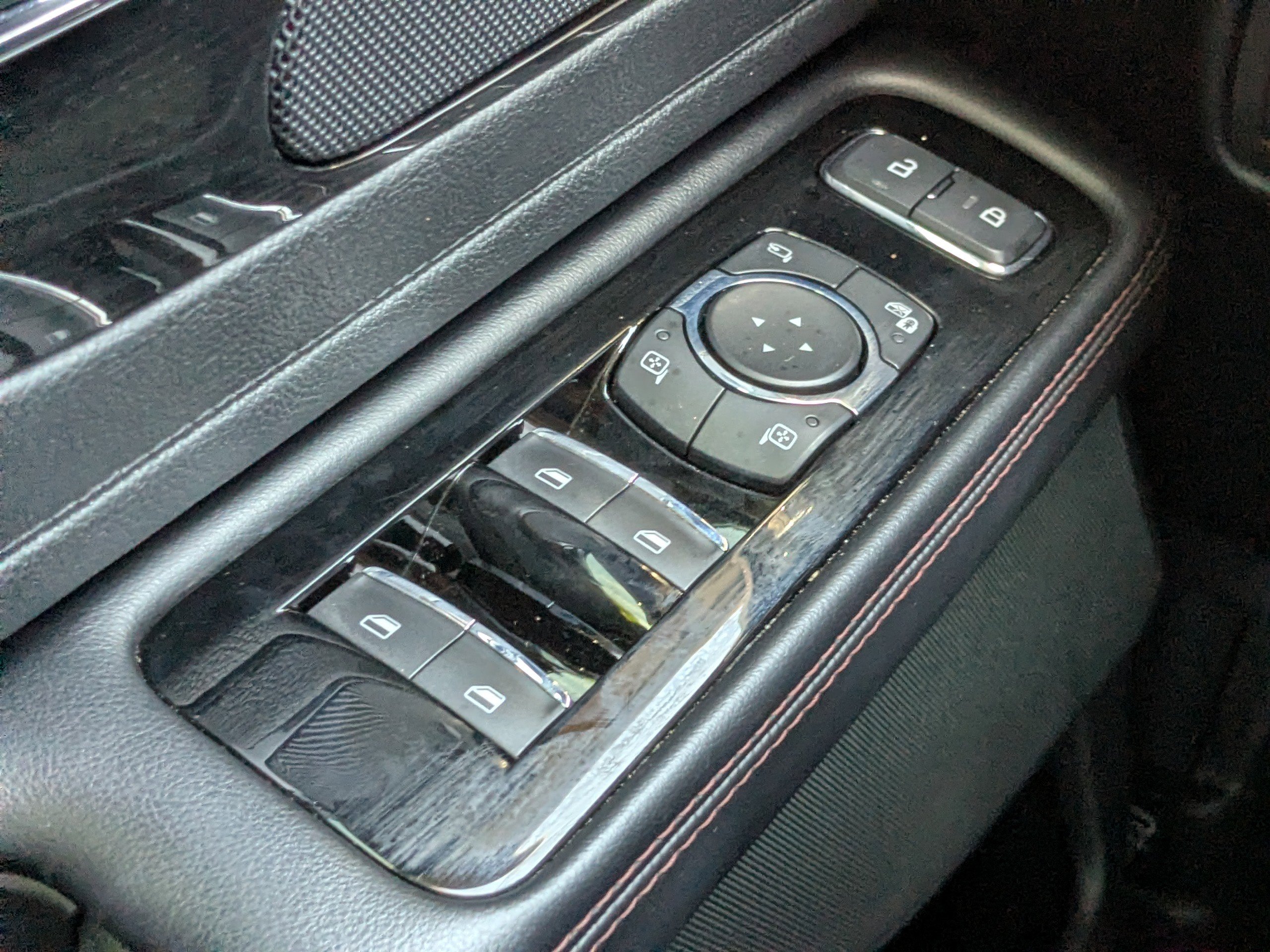 Used 2021 Lincoln Aviator Reserve w/ Equipment Group 201A AWD/4WD image 23