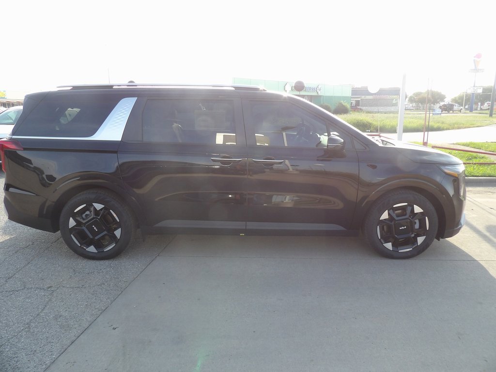 New 2026 Kia Carnival EX image 5