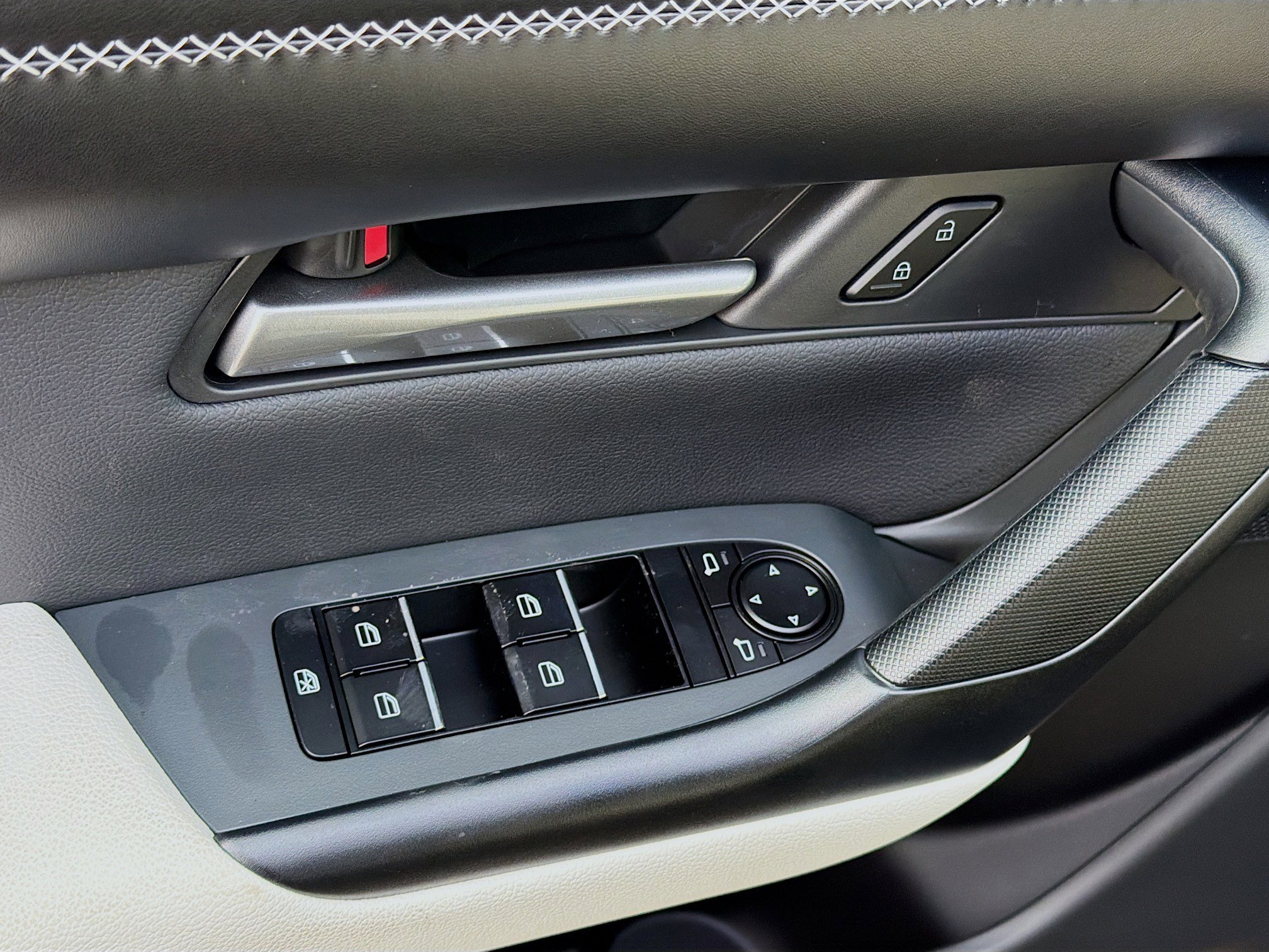 New 2026 MAZDA CX-50 AWD 2.5 S w/ Weather Package image 24