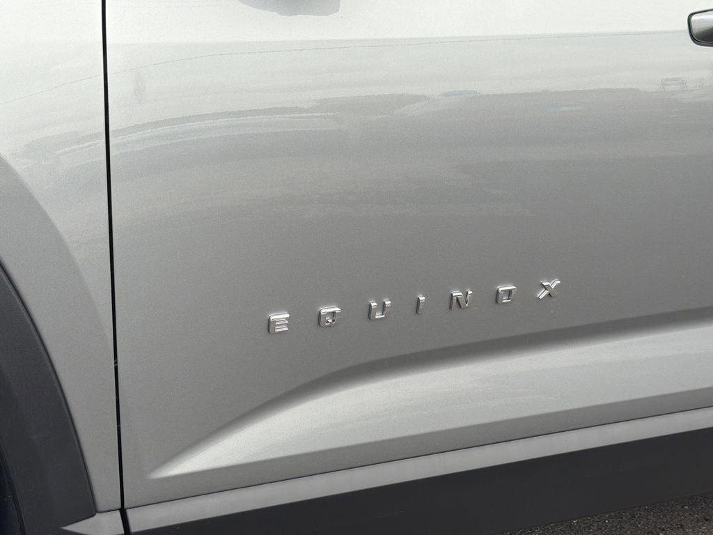 New 2026 Chevrolet Equinox LT FWD image 23