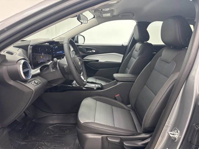 New 2026 Chevrolet Trax LT w/ Driver Confidence Package image 23