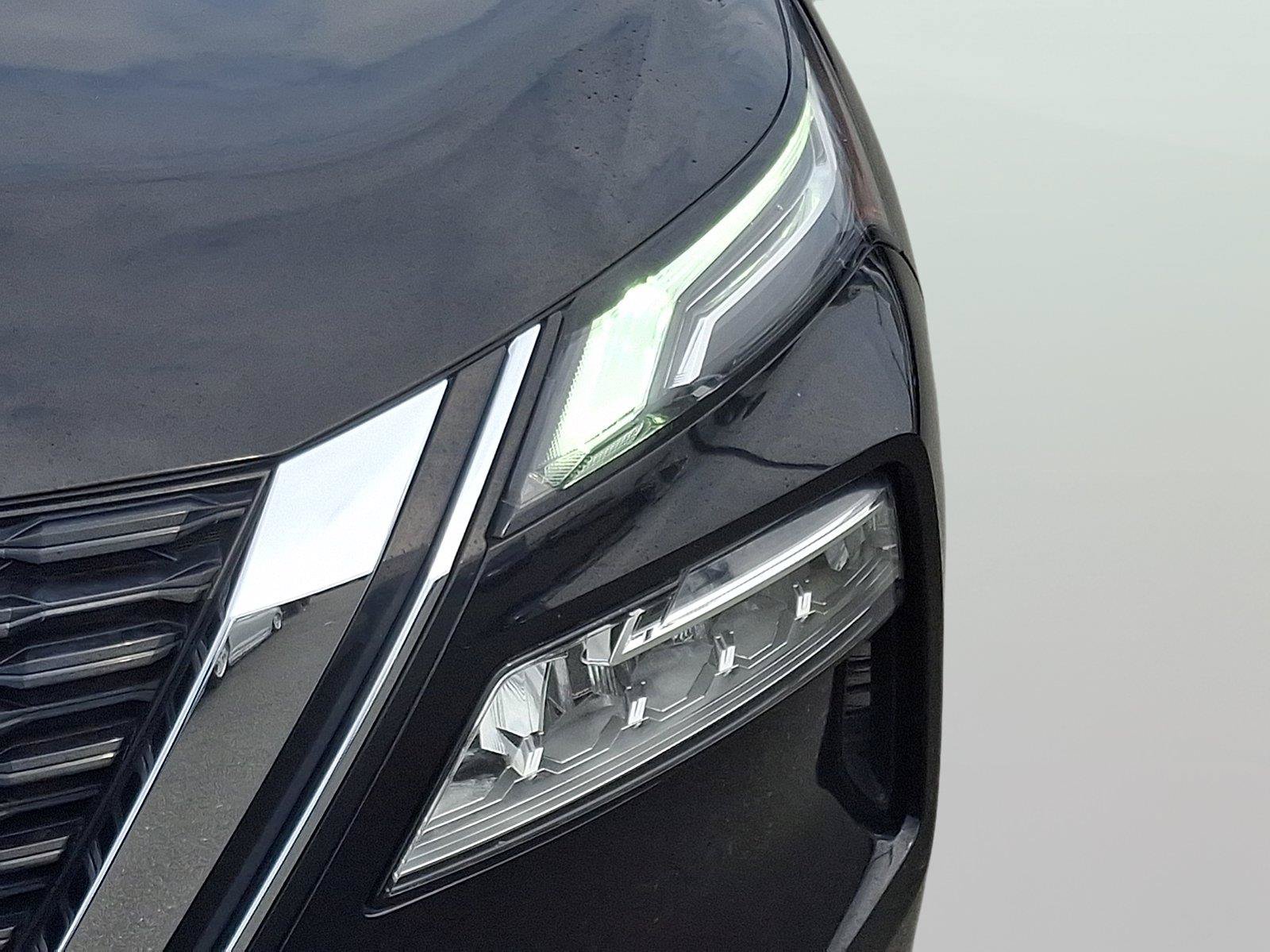 Used 2021 Nissan Rogue Platinum FWD image 28
