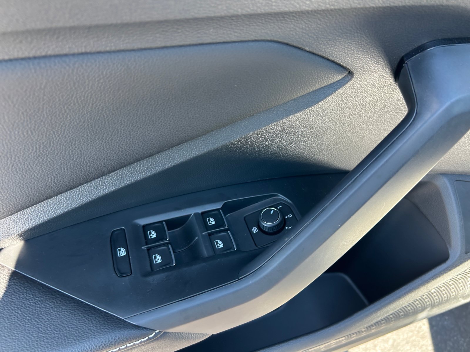 New 2027 Volkswagen Jetta S FWD image 13