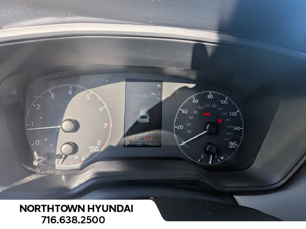 Used 2024 Toyota Corolla Cross L AWD/4WD image 8