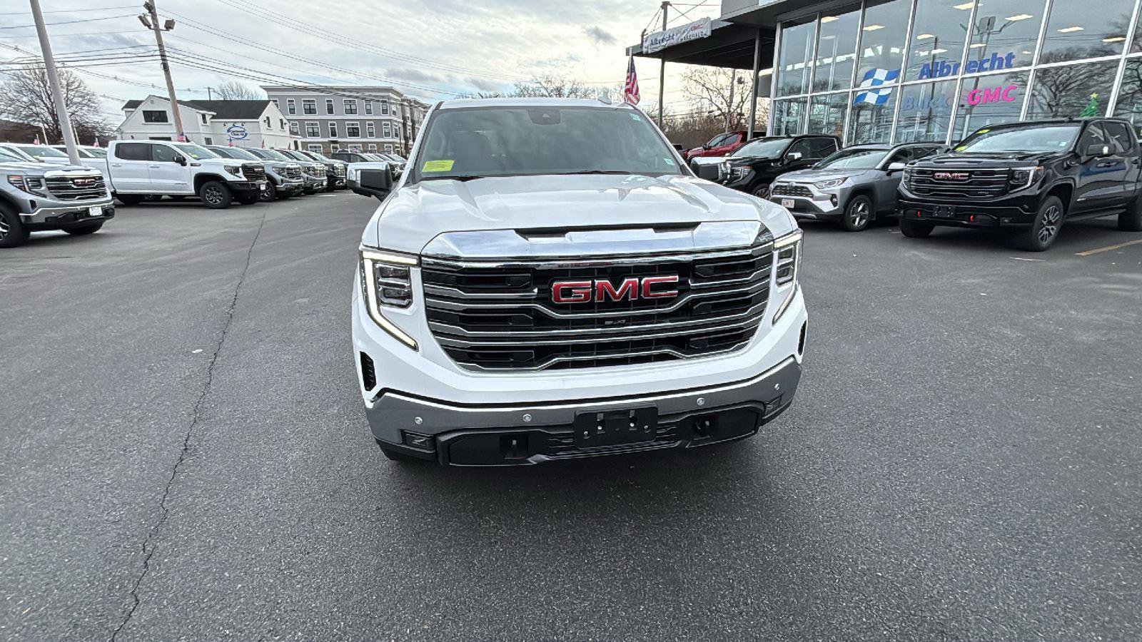 New 2026 GMC Sierra 1500 SLT w/ SLT Premium Plus Package image 2