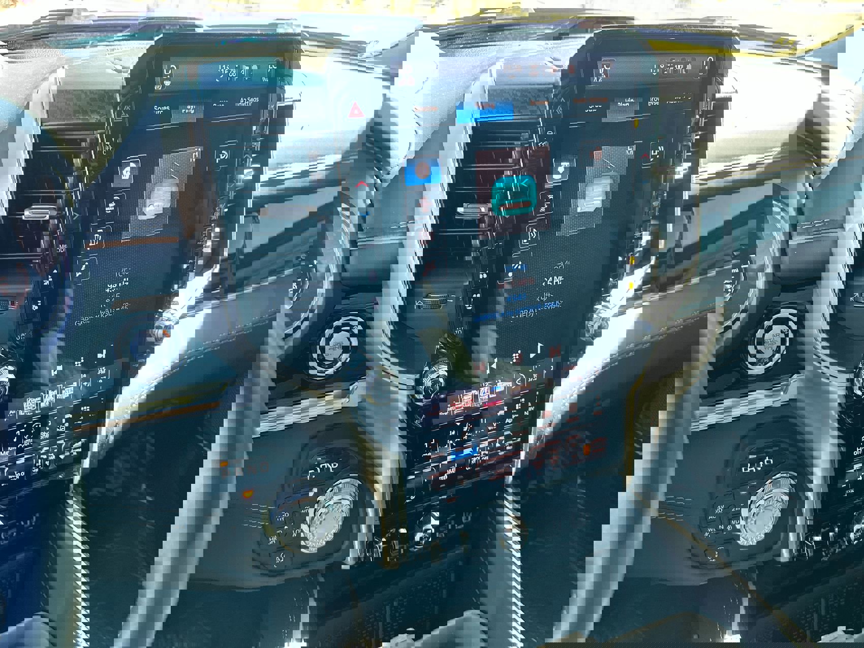 Used 2025 RAM 1500 Tungsten w/ Trailer Tow Group image 16