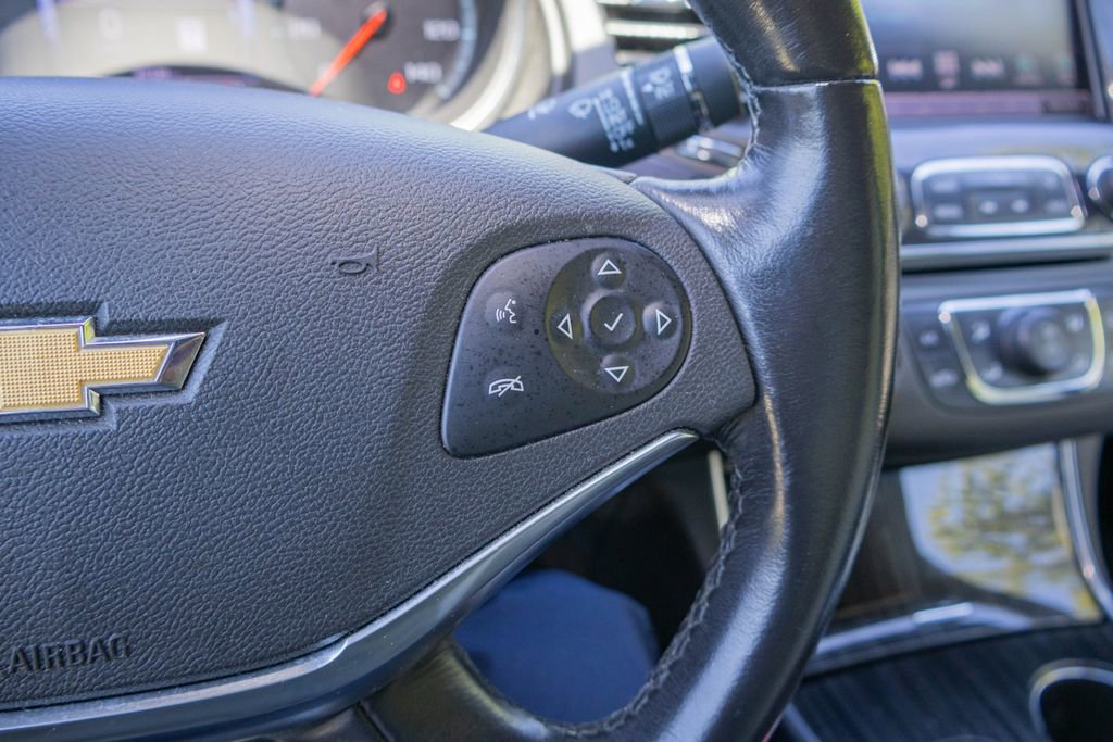 Used 2018 Chevrolet Impala Premier FWD image 25