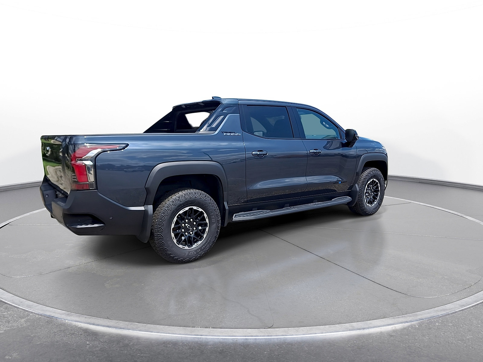New 2026 Chevrolet Silverado EV Trail Boss AWD/4WD image 8
