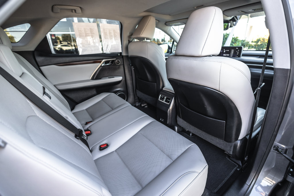 Used 2021 Lexus RX 450h AWD w/ Premium Package image 31