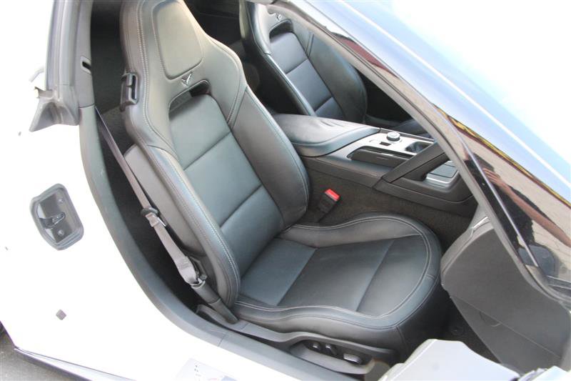 Used 2015 Chevrolet Corvette Stingray Coupe w/ 2LT Preferred Equipment Group image 12