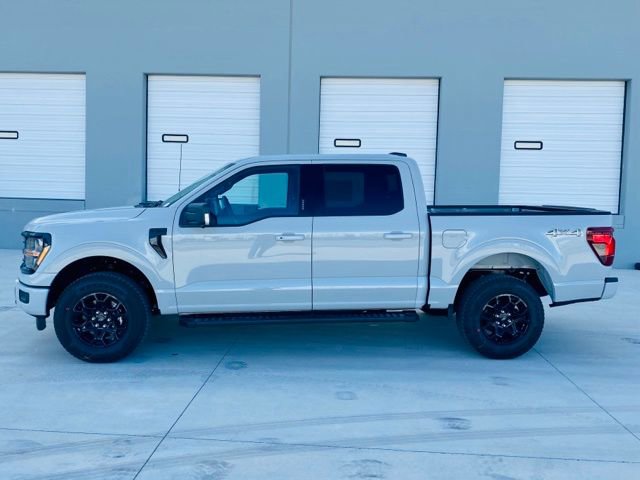 New 2026 Ford F150 XLT w/ Equipment Group 302A MID image 8