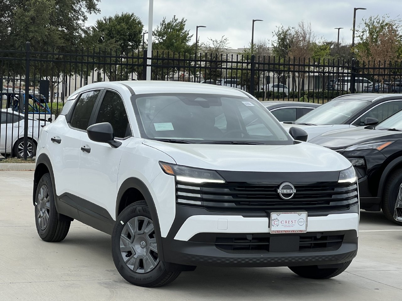 New 2027 Nissan Kicks S FWD image 2