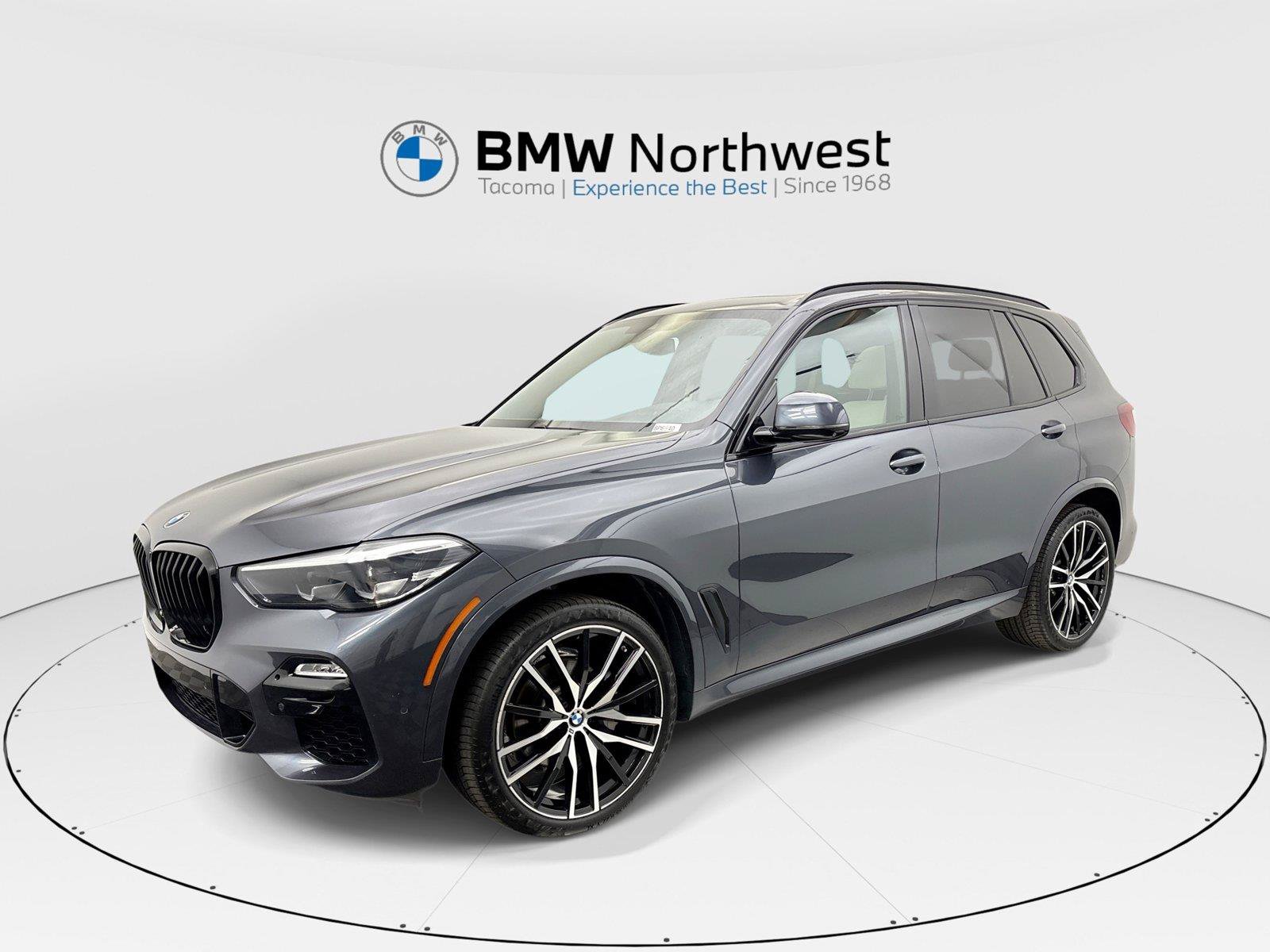 Used 2021 BMW X5 xDrive40i w/ M Sport Package AWD/4WD image 1