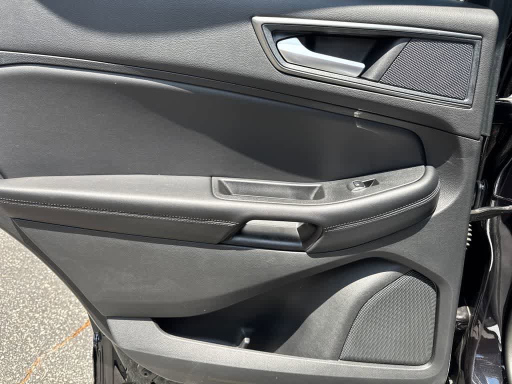 New 2024 Ford Edge SE AWD/4WD image 18