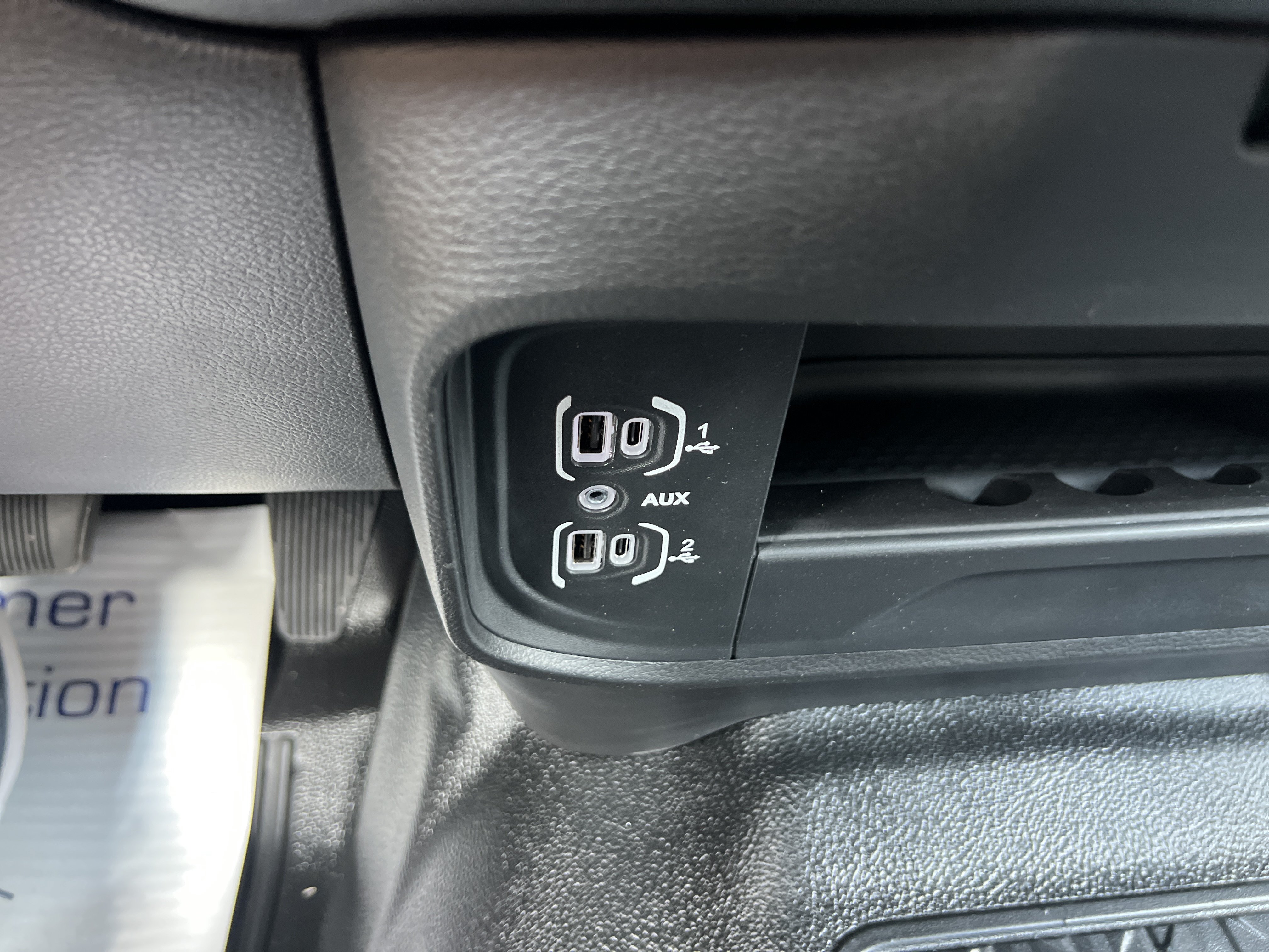 Used 2025 RAM 5500 Tradesman AWD/4WD image 21