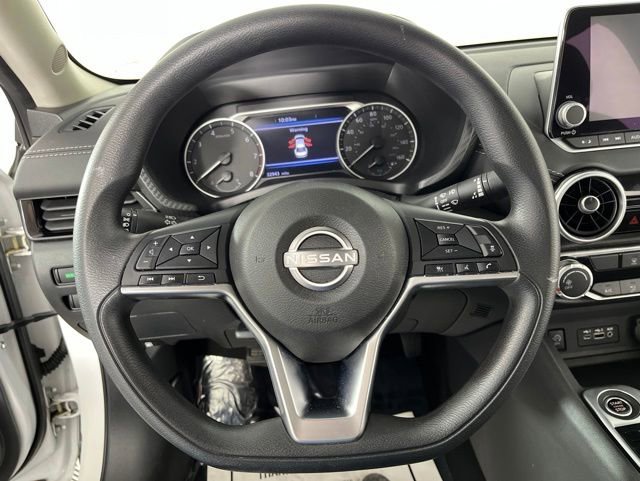 Used 2024 Nissan Sentra SV FWD image 22
