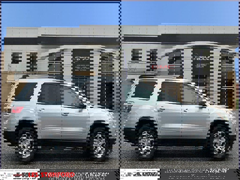 Used 2011 GMC Acadia SLE image 7