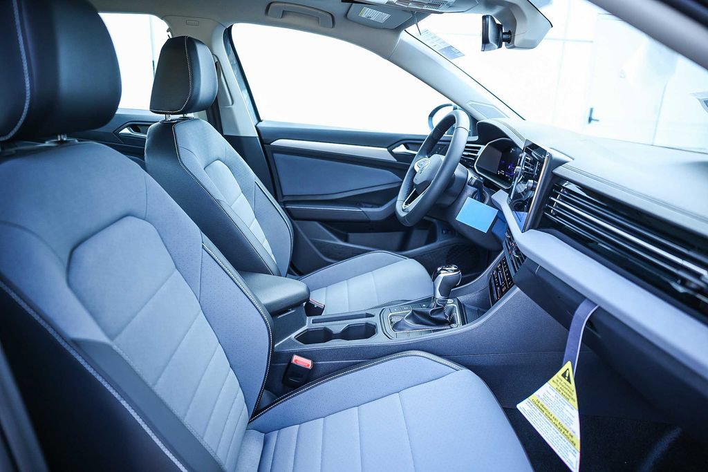 New 2026 Volkswagen Jetta SE image 29