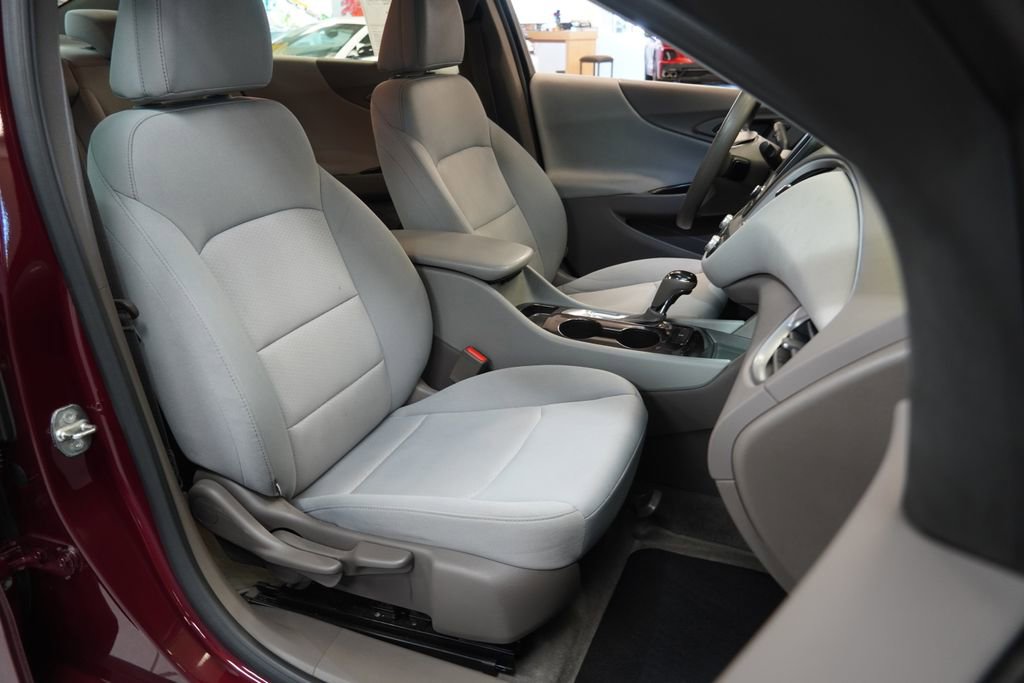 Used 2016 Chevrolet Malibu LS image 32