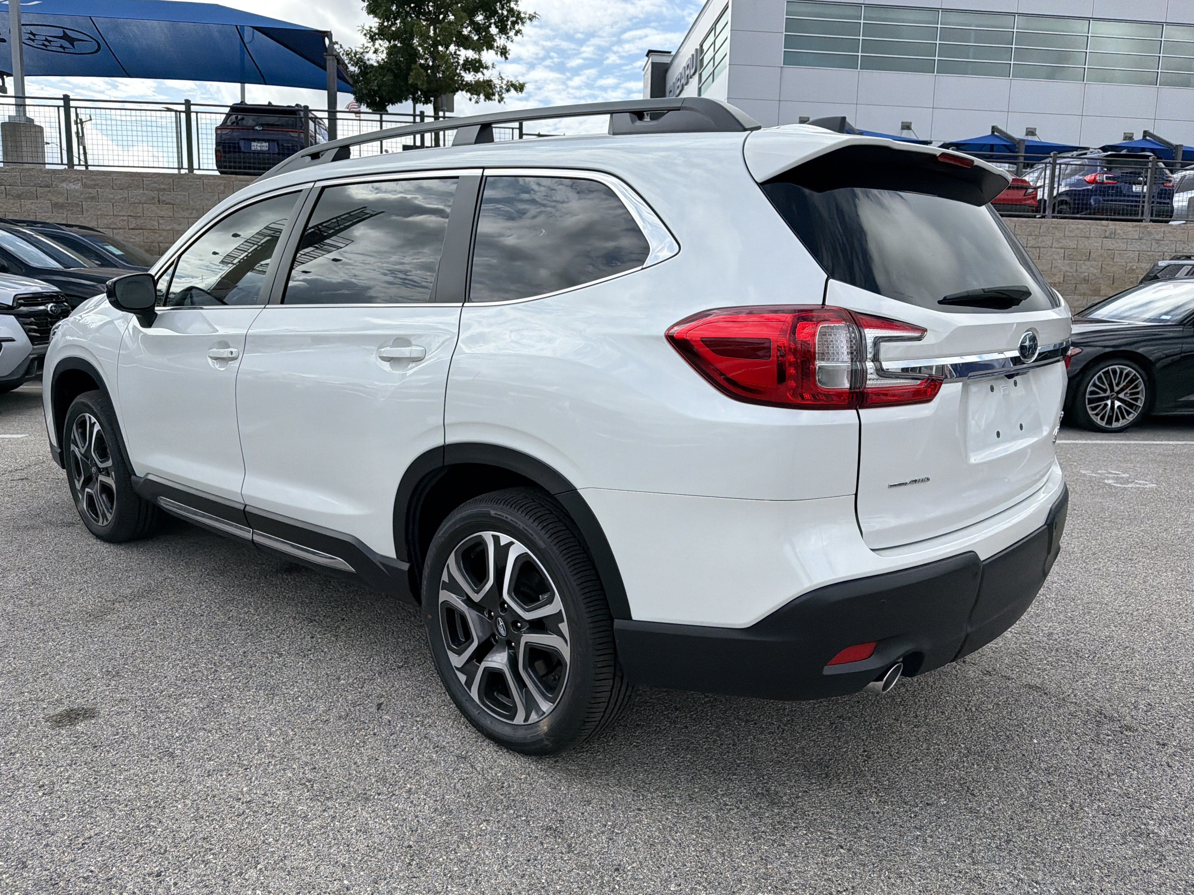 New 2027 Subaru Ascent Limited AWD/4WD image 5