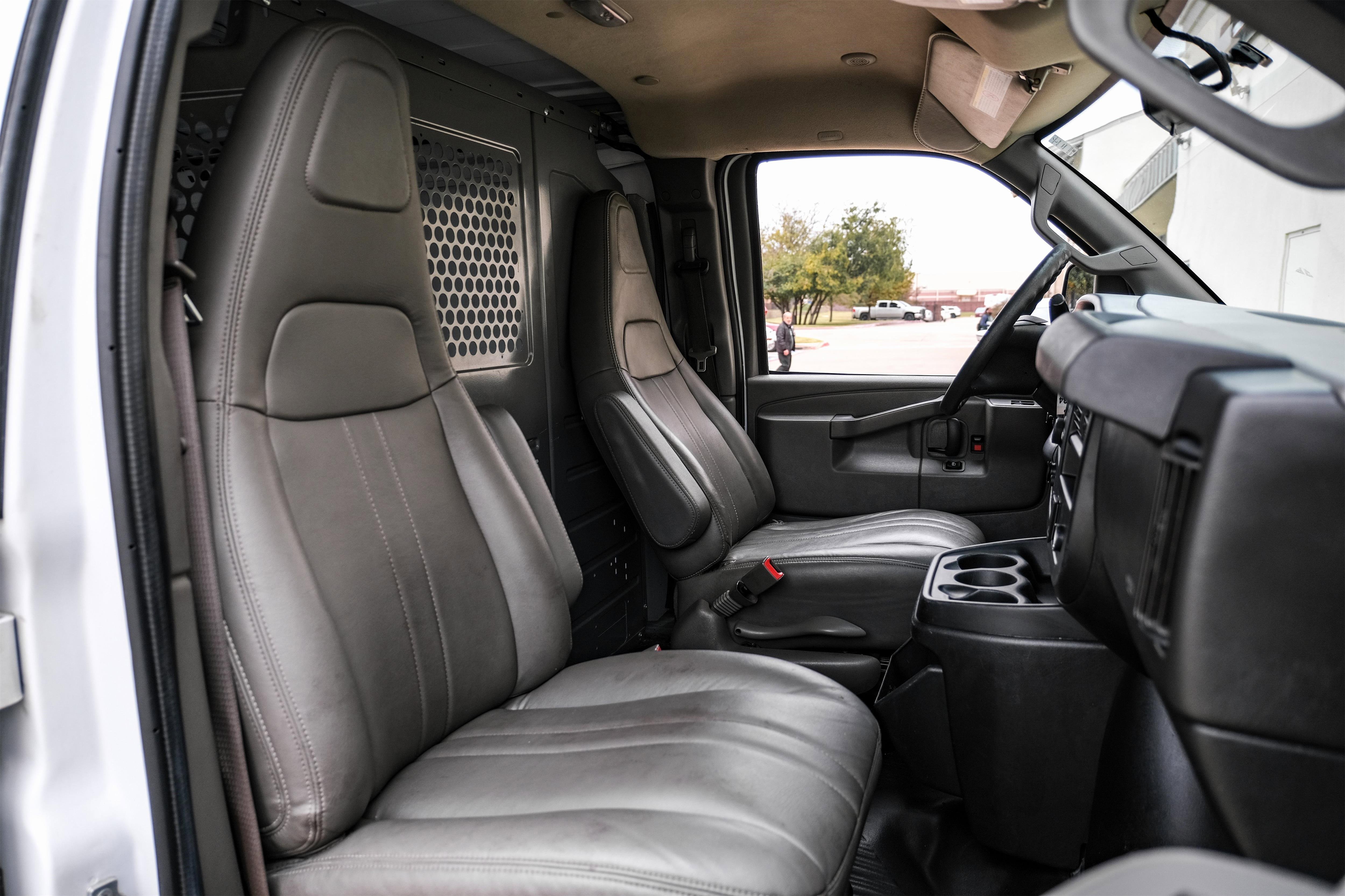 Used 2021 Chevrolet Express 2500 w/ Driver Convenience Package image 24