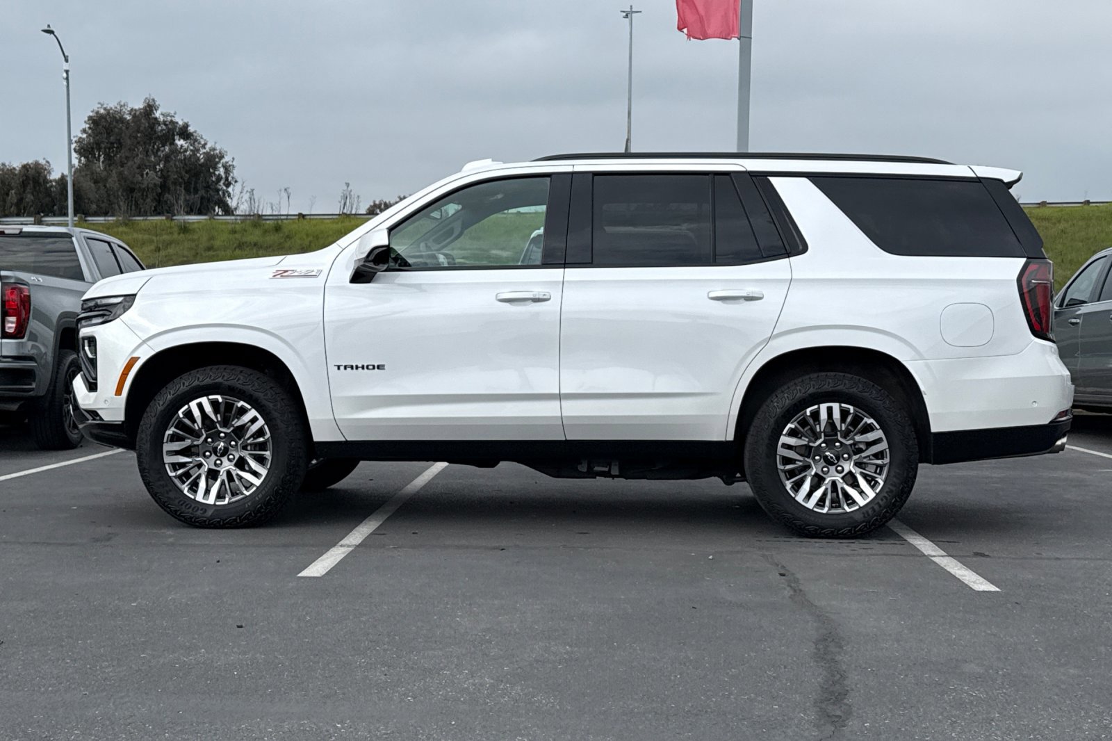 Used 2025 Chevrolet Tahoe Z71 image 8