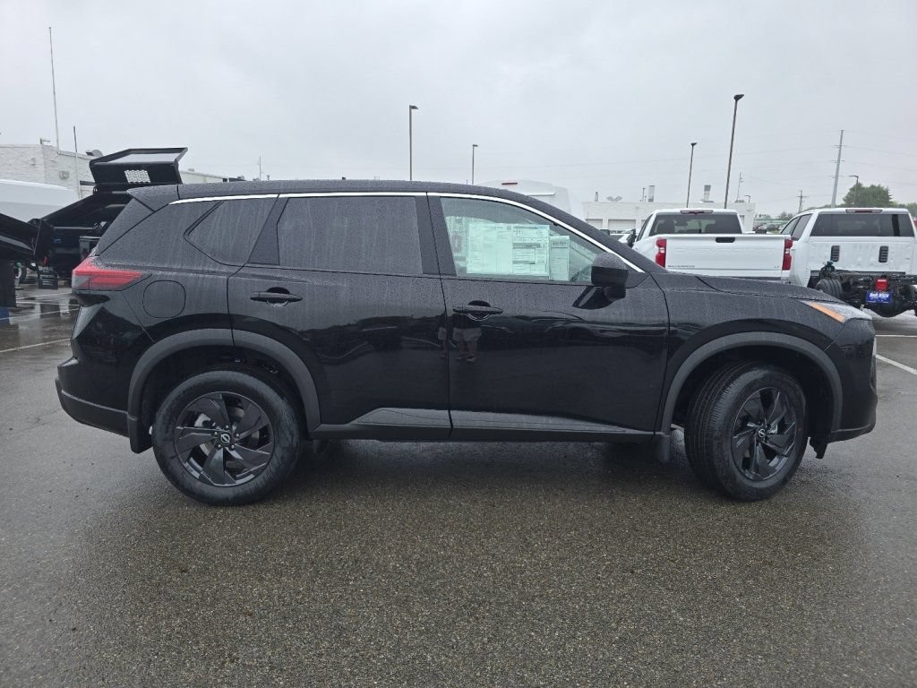 New 2026 Nissan Rogue SV w/ Cold Weather Package AWD/4WD image 15