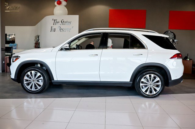 Used 2020 Mercedes-Benz GLE 350 4MATIC w/ Premium Package image 8
