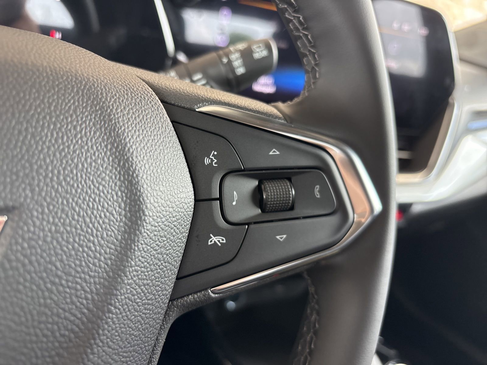 New 2026 Chevrolet Trax LT image 25