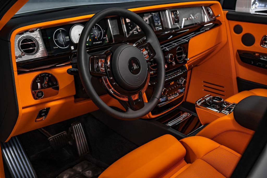 Used 2026 Rolls-Royce Phantom Sedan RWD image 47